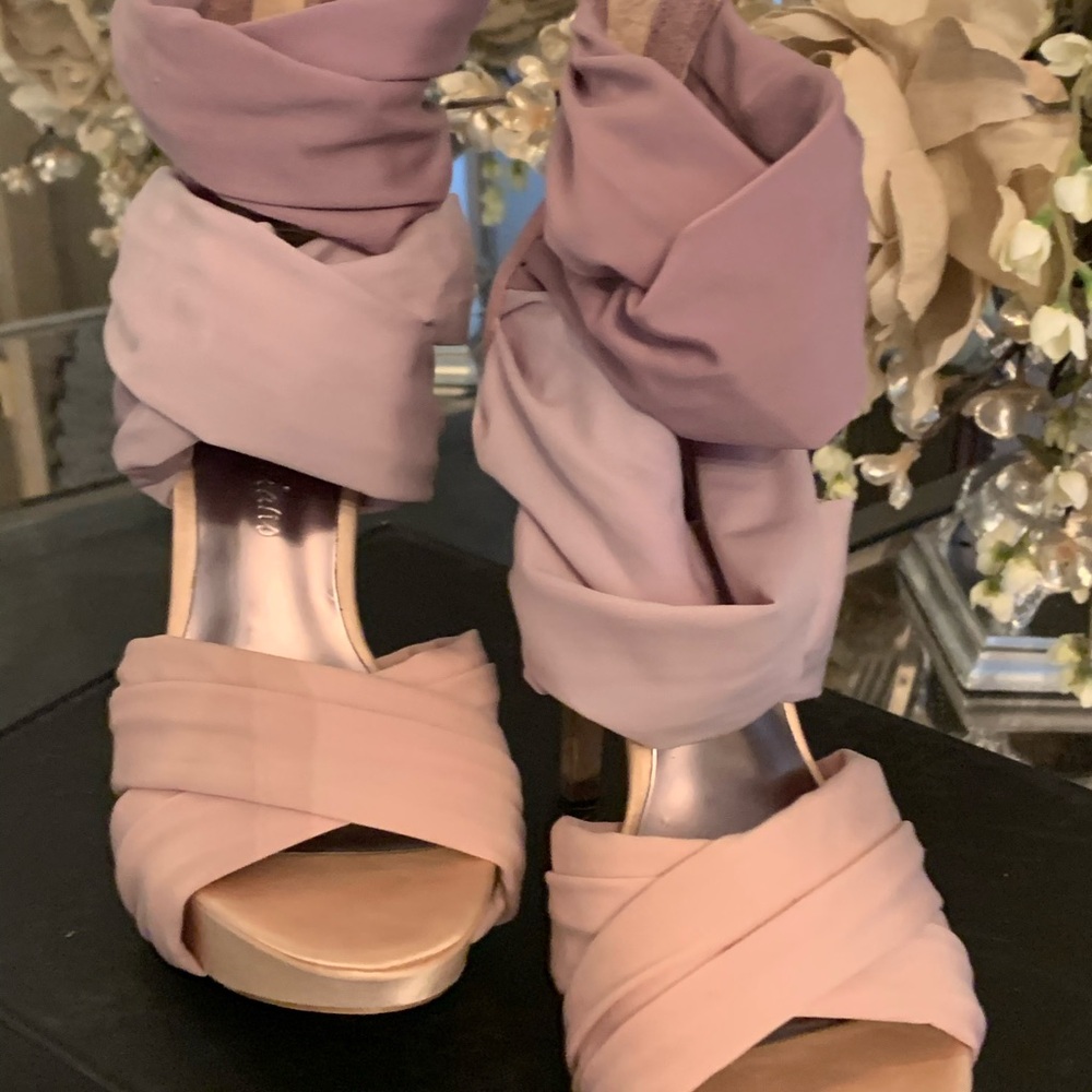 GUESS  SHOES - Picture 6 of 6